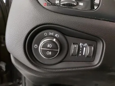 Jeep Renegade – 12/23
