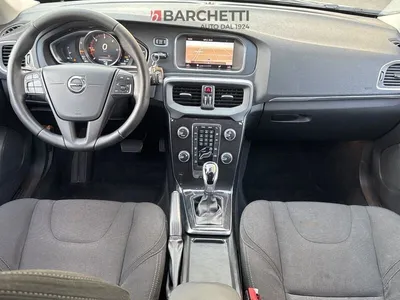 Volvo V40 – 16/24