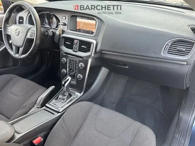 Volvo V40 – 13/24